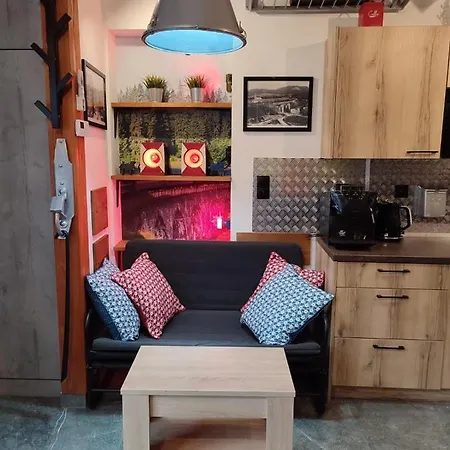Apartment Pod Wiaduktem