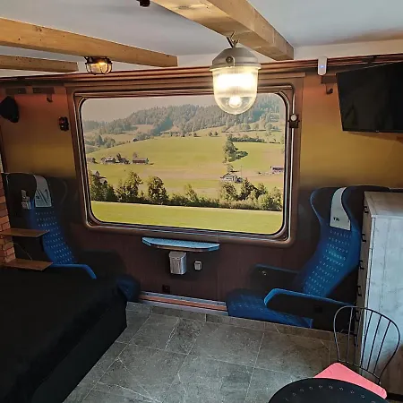 Pod Wiaduktem * Wałbrzych