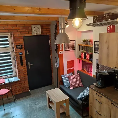 Apartment Pod Wiaduktem *