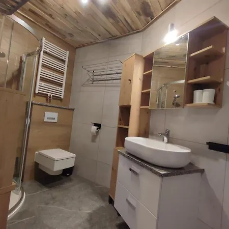 Apartman Pod Wiaduktem Wałbrzych